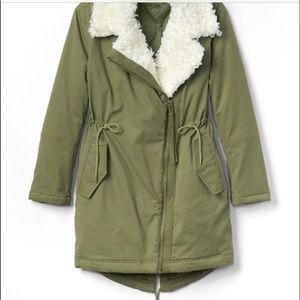 GAP ARMY GREEN FAUX-FUR PARKA